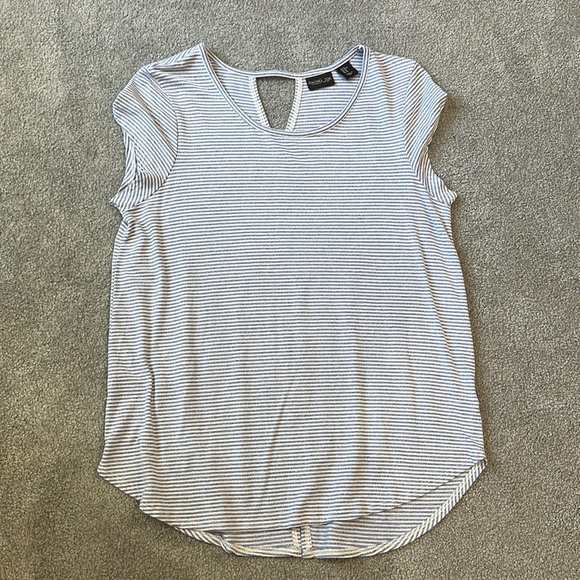 Striped top - Picture 1 of 3
